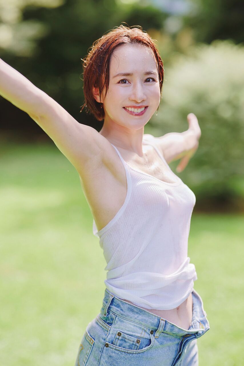 【芸能】山川恵里佳 （41）20年ぶりグラビア界に復帰