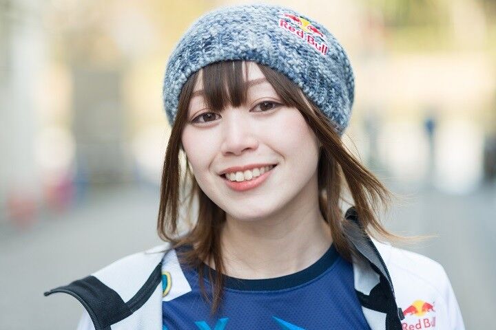 【炎上】｢170cmない男は人権ない」人気女性プロゲーマー