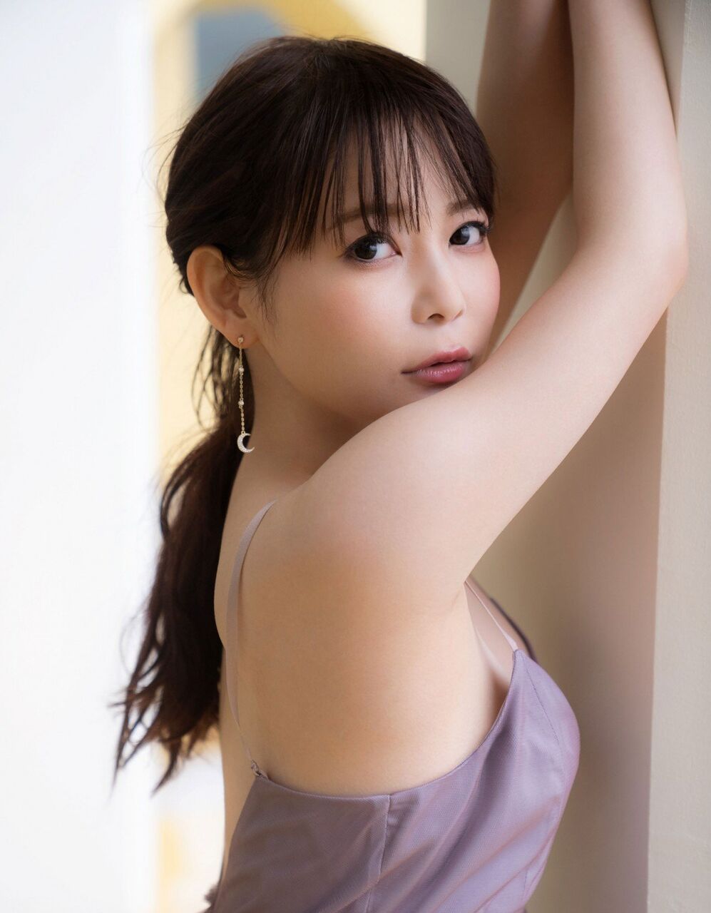 【芸能】中川翔子　主題歌歌うガンダムをイメージした暗髪＆シルバーエクステの姫カット