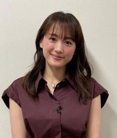 綾瀬はるか、何があった？大泉洋の不機嫌な表情が意味深な「元彼の遺言状」