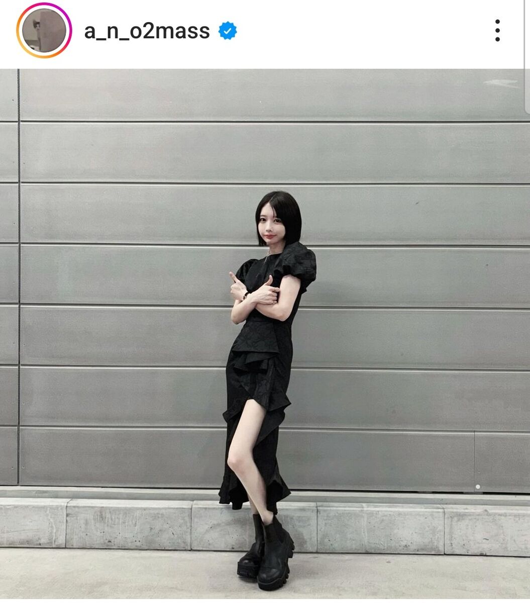 【芸能】あのちゃん、レアすぎる前髪横分けヘア×超ミニ丈ワンピ披露