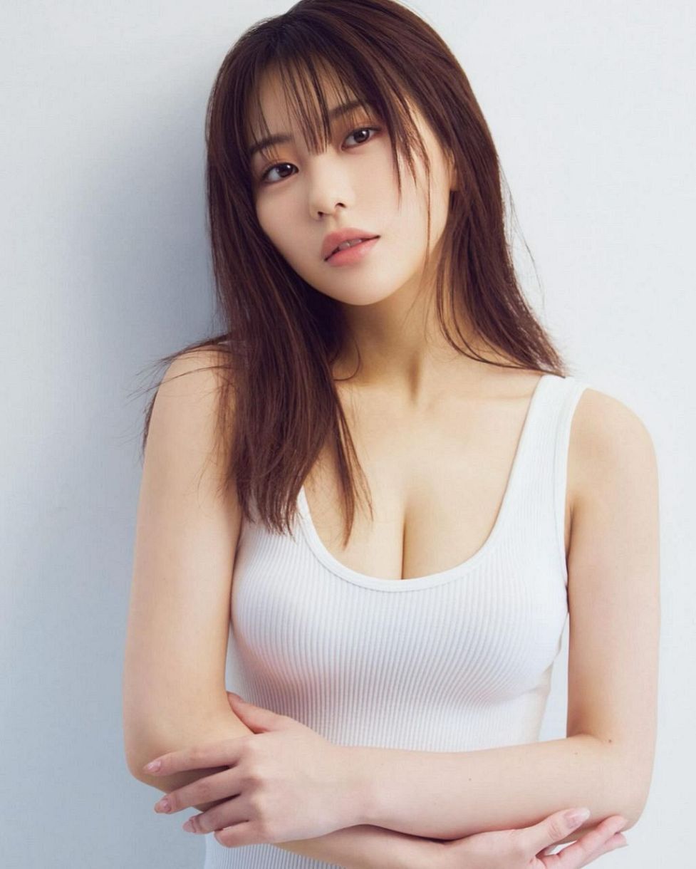 【芸能】田中美久さん（23）新境地のセミヌード手ブラグラビア