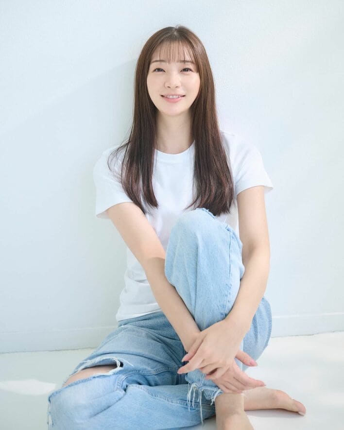 【画像】足立梨花（33）のTバック