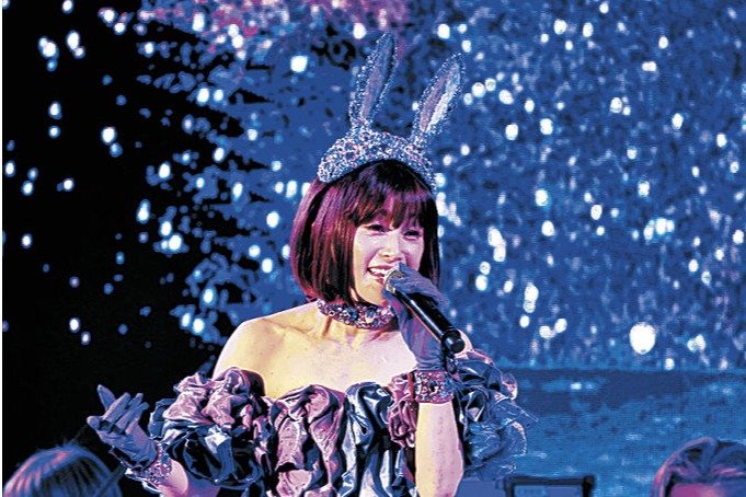 【芸能】酒井法子（54）碧いうさぎディナーショー姿を公開