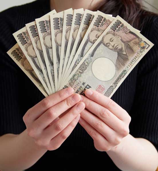 【ネット】オミクロン株急拡大で再び高まる10万円給付を求める声 「全国民に支給してもらいたい」