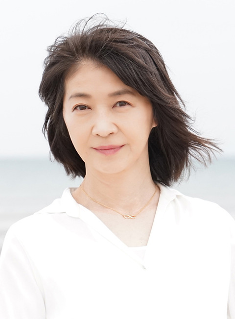 【芸能】田中美佐子（65）大好きな人とのスリーショット披露