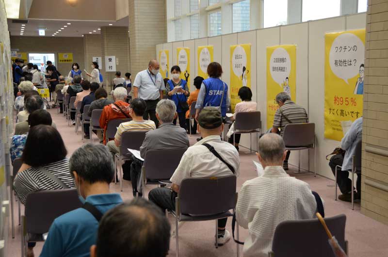 【実行力不足】　進まぬワクチン３回目接種　遅れた前倒し判断