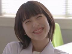 浜辺美波“新・低視聴率女王”に決定!? 吉岡里帆の記録抜き継承か…