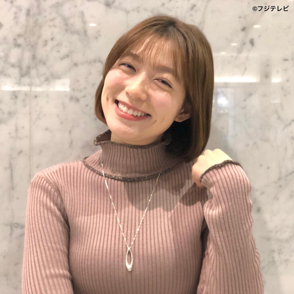 なんでめざましの阿部華也子って乳を強調した服を着せられてるの？