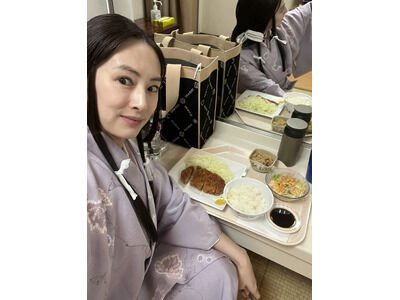 【芸能】 北川景子、トンカツが大好物！"お市様"のわんぱくランチ風景