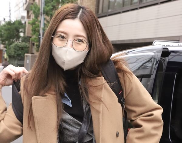 【芸能】通販サイト入社の片瀬那奈、初日から遅刻でタクシー通勤のVIP待遇？