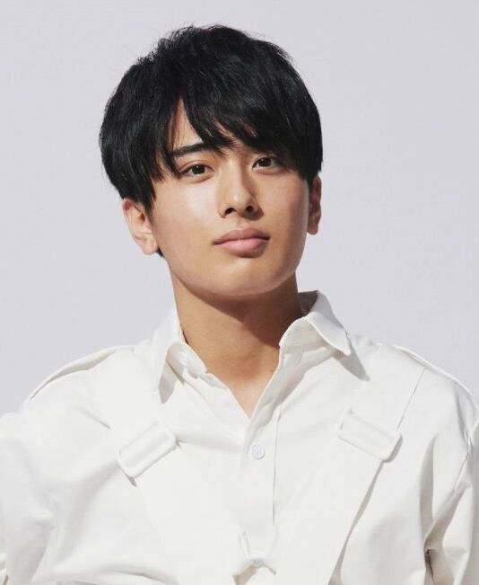【芸能】蓮舫議員のアイドル長男・村田琳が自民党に入党