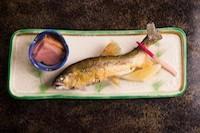 【試練】子供が連れてきた恋人に「焼き魚」を出すという親。