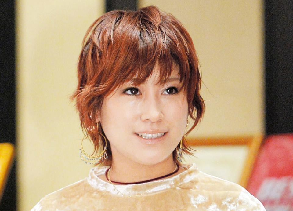 【芸能】ＩＭＡＬＵ　奄美大島で新生活　軍鶏や山羊が優雅に「