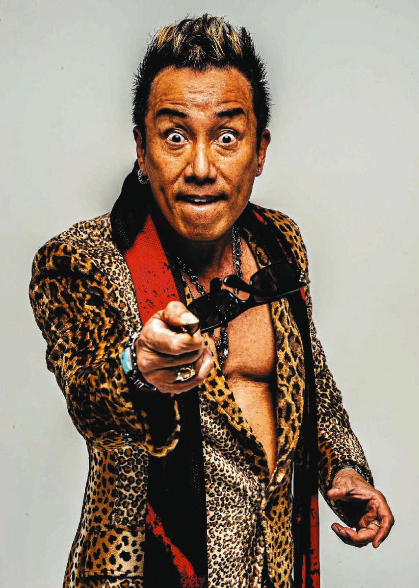 【芸能】長渕剛（68）何も着ずに豪快にスペアリブ　