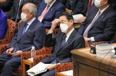【困惑】10万円給付、首相「現金で年内一括給付も選択肢」 方針転換示す