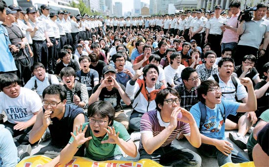 就職するまでひたすら競争、疲れ果てて韓国を脱出したい学生たち「私たちは日本で暮らしたいんです」