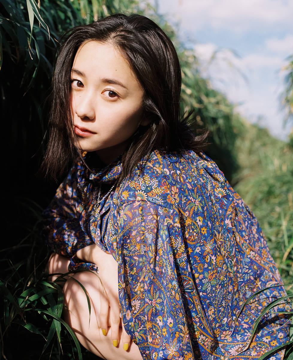 【芸能】堀田真由、初の写真集で“ありのまま”の魅力