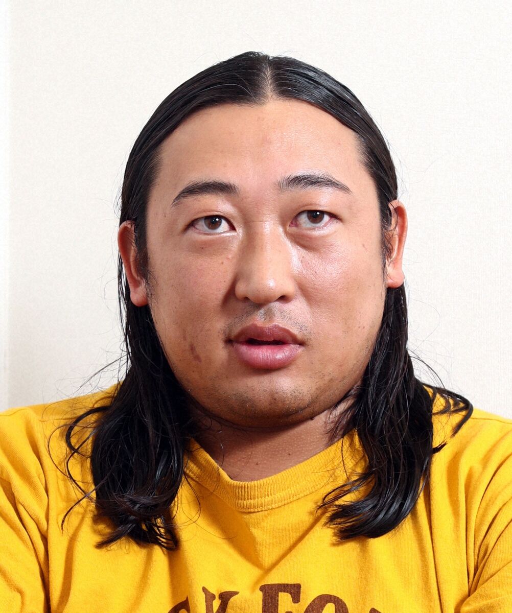 【芸能】ロバート秋山 （46）実写版「笑ゥせぇるすまん」喪黒福造役に