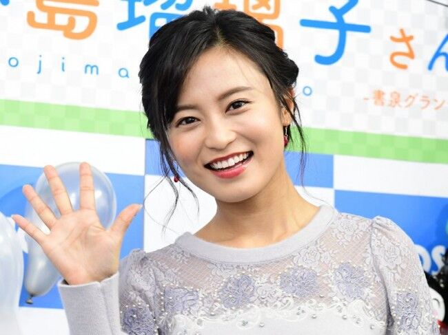 【芸能】夫が急死の小島瑠璃子（31）金髪水着姿で近況報告
