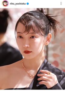 【芸能】吉岡里帆（31）ＤＩＯＲの大胆肩出しドレスで透き通る白美肌が輝く