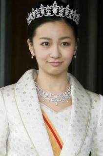 【懸案】皇室有識者会議案、早期実現なら「佳子さまは結婚後も皇族」の難題