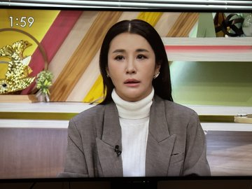 【芸能】不倫報道の鈴木紗理奈（47）生放送で涙の謝罪