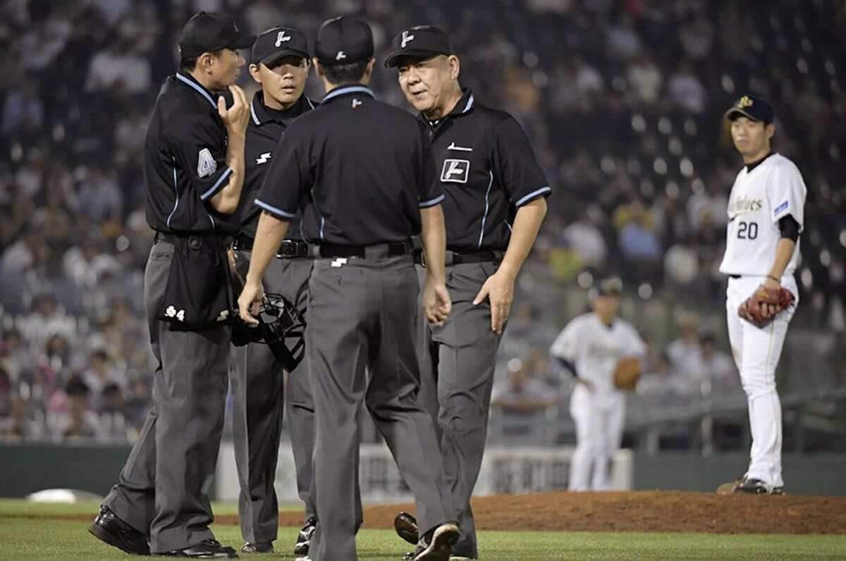 福岡ソフトバンクホークス、初回の誤審が敗因に！試合の真実に迫る