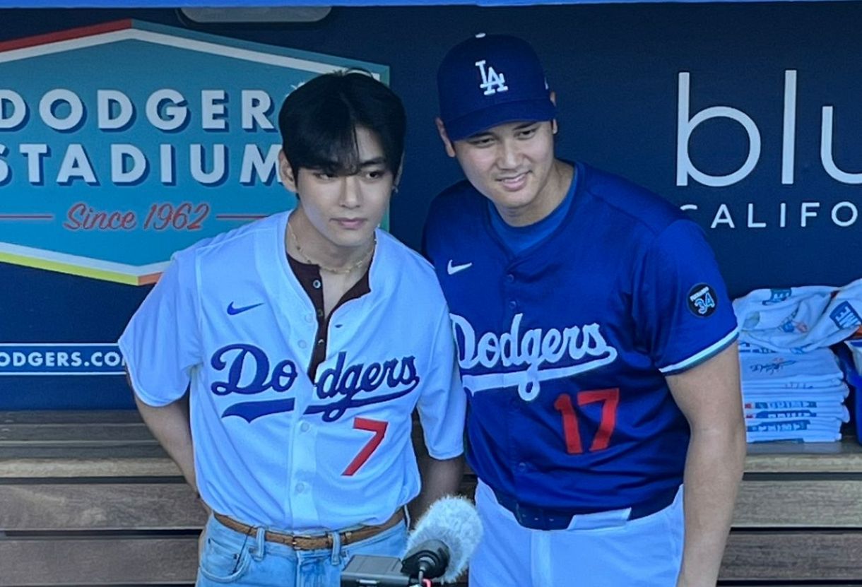 【朗報】BTSファン歓喜！Vと大谷翔平がハグしたで！