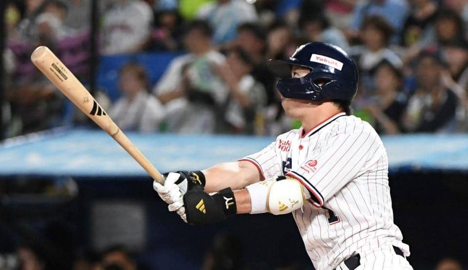 ヤクルト、赤羽の逆転サヨナラ3ランで4連勝！カープを撃破