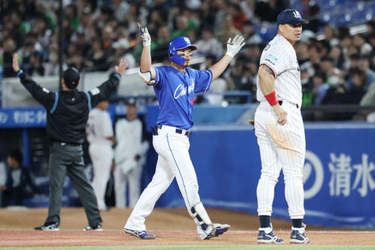 【悲報】中日・川越の本塁打、映像はYESやのに判定はNOやんけ！