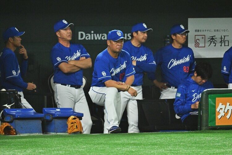 中日の“奇策”を検証！9回2死満塁のバントの真相とは？