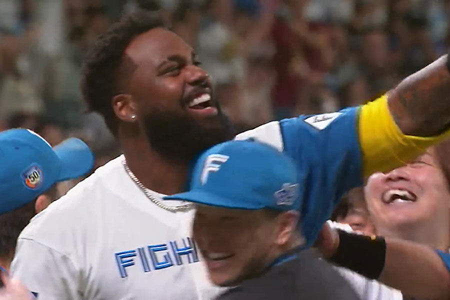 日本ハム連勝　レイエス2発、清宮3安打2打点