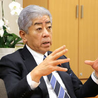 「政権アピール法案では」岩屋氏が苦言、賛否分かれる展開