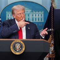 トランプ大統領、ワシントンに州兵投入を決断！緊急事態の裏側とは？