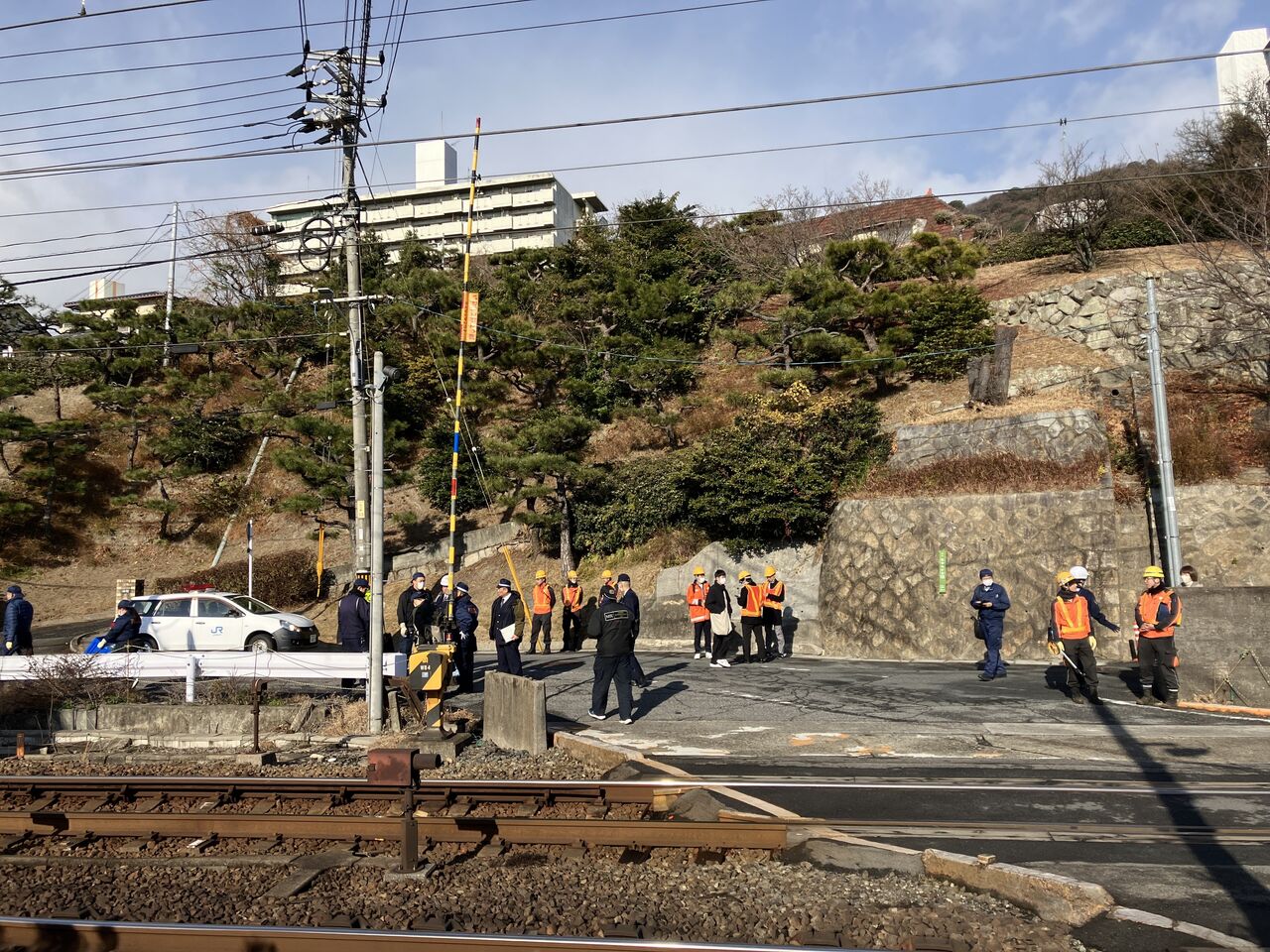 悲劇の踏切: 山陽電鉄で発生した女性2人の衝突事故の真相