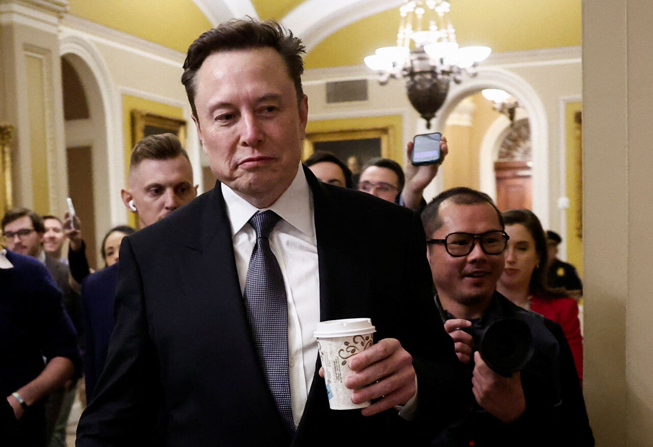 マスク氏の権力掌握とトランプ政権への影響