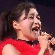 事故前の奇行と広末涼子のキャリア：彼女に何が起こったのか？