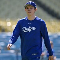 右肩負傷からの復帰とトレードの行方：佐々木朗希の今後