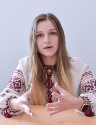 逆境を乗り越えたウクライナ人学生の日本就職ストーリー