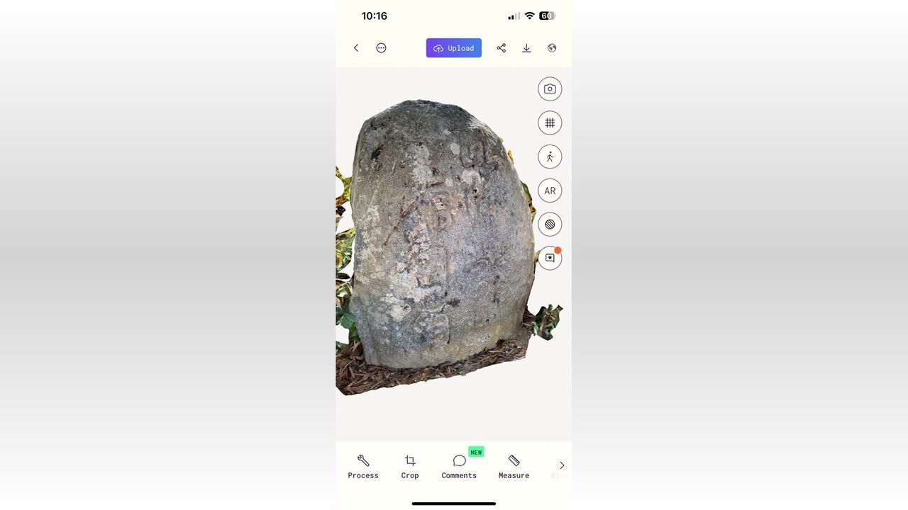 iPhoneのLiDAR機能で復活！風化した石碑の秘密を解明する