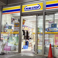 ミニストップが赤字予想！おにぎり消費期限不正の影響とは？