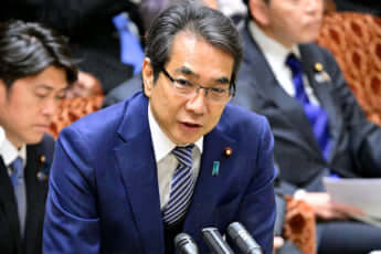 政府の備蓄米放出がもたらす影響と貧困問題
