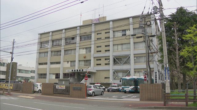 無免許歯科医師の危険行為：患者の痛みとその代償
