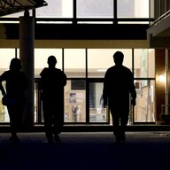 京都の小学生不明事件で学校が保護者説明会　当日対応に不手際？