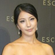 BoA、膝の痛みでツアー中止決定：ファンへメッセージ