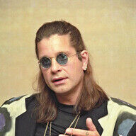 オジー・オズボーン死去、ロック界に大打撃