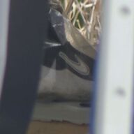 小学校から6km離れた山中で靴発見、展開が重すぎる件