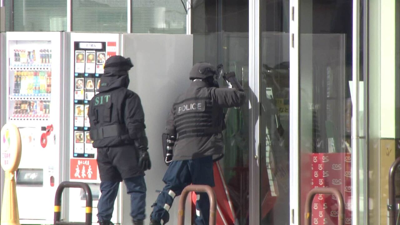 秋田市のスーパーでクマを捕獲！店内に2日間滞在した理由とは