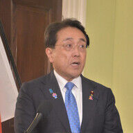 トランプ政権の関税措置と赤沢経済再生担当相の動き